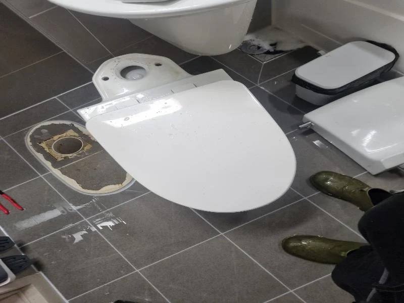 위례 변기 탈거·재설치 작업사례 9